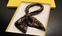 2020 new silk scarfs 50cm50cm size letters style retro woman headbands ladies ring brand shawl 3colors top quality2648834