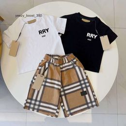 butberrys burbrerieds Designer baby kids Tshirts Shorts Sets toddler Boys Girls Clothing set Clothes Summer white black Luxury Tracksuit youth Sportsuit