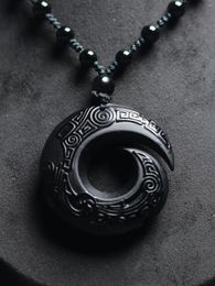 Pendant Necklaces Charming Vintage Obsidian Carved Magatama Shape With Beaded Chain Necklace For Men Wedding Party Fashion Christmas Gifts