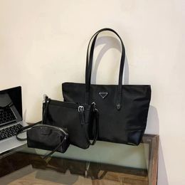Designer New Women's Light Luxury Handbag PU Leather Material Large Capacity Advanced 3 pcs Shopping Bag Fashion Classic Large Medium And Small Size Handbag
