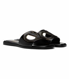 Summer Wear V-Cutout Sandals Shoes Women Laminated Nappa Leather Slide Flats Lady Slip On Slipper Footwear Elegant Casual Walking EU35-43 With Box