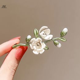 Enamel Lily Magnolia Alba Flower Brooches For Women Weddings Banquet Office Brooch Pins Gifts Clothes Ornament