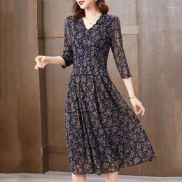 Casual Dresses 2024 Women's Summer Printed V-Neck Spliced 3/4 Sleeve Elegant Fashion Slim Vacation Chiffon Mid Length Version Dress