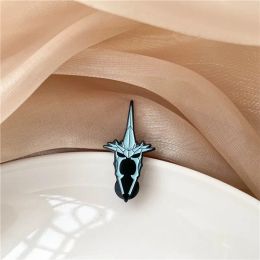 Blue Helmet Armour Shape Enamel Brooch Creative Witch King Of Angmar Lapel Badge Punk Clothes Bag Diy Pins Gift Jewellery