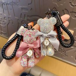 Key Rings 2022 Luxury Creative Bear crystal diamond Keychain Fashion Punk Animal Bear Keyring for Woman Car Bag Pendant Key Chains Gift 240412