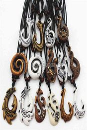 Whole lot 15pcs Mixed Hawaiian Jewelry Imitation Bone Carved NZ Maori Fish Hook Pendant Necklace Choker Amulet Gift MN542 H22040924959757