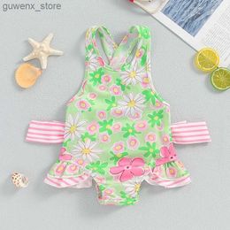 One-Pieces Summer New Little Girl Swimwear Green Small Fragmented Flower Print Sleeveless Round Neck Cross Tie and Folded Back Swimwear Y240412