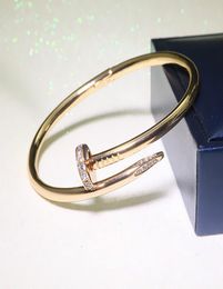 2021 with box screw nail bracelet cuffs titanium steel gold charm Love bangle Armband for men and women wedding couples lovers gif6837601