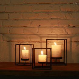 Candle Holders Minimal Hollow Square Iron Candlestick European And American Style Decoration El Coffee Western Restaurant Indoor