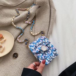 Shoulder Bags Hand-woven Mini Chain Crossbody Bag Women Hollow Pouch Clutch Fashion Woven 2024 Summer Lady Card Coin Purse