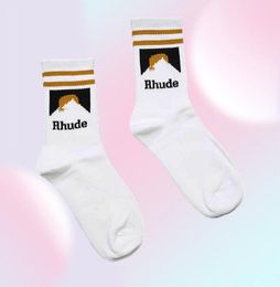 Simple Letter High Quality Cotton European American Street Trend Men and Women Couple In-Tube socks elite sock4975654