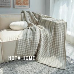 Blankets INS American Style Sofa Cover Blanket Single Shawl Plaid Towel Office Air-Conditioning Lunch Break