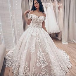 Custom Made Short Sleeves Lace Ball Gown Wedding Dresses with Appliques Off Shoulder Sweep Train Plus Size Tulle Wedding Bridal Gowns