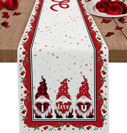 Valentine's Day Gnome Love Red Rose Linen Table Runners Wedding Decorations Farmhouse Dining Table Runners Holiday Party Decor