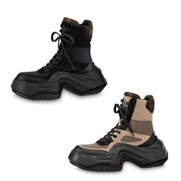 Klasik Zemin Kadın Ayakkabıları Konforlu Siyah Haki Erkekler Chaussure Slip ile Kılıf Olmayan Lüks Tasarımcı Scarpe Wave Sole Platform Scarpe