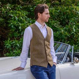 Men's Vests Classic Tweed Vest With Wool Single Breasted V-neck Casual Vintage Wedding Groomsman Crafted High-quality Materials