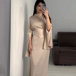 Spring Long Sleeves Champagne Prom Dresses Vintage Court Style Satin Modest Arabic Mulism Evening Gowns Formal Party Dress 240412