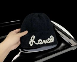 Designers beanie luxurys women beanie summer beach casual hat temperament hundred take solid color letter Skull Caps High quality 5450285