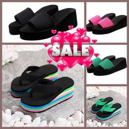 2024 Новый стиль Gai 2024 Women Sandals Женские слайды Crystal Casual Shoes Platform Summer Beach Slipper