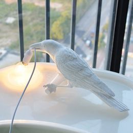 Nordic Lucky Bird Table Lamp Bedroom Bedside Living Room Table Light Creative Resin Animal Lively Home Decor Lighting Fixture