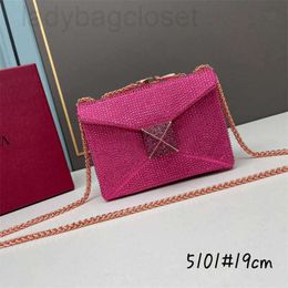 Velatninio Magnetic VPurse Designer Chain Bag Portable Lady Leather Ladies 2024 New Velatninio Designer Bag Luxury bags Cross V for Womens Diamond Tofu I 9CXP