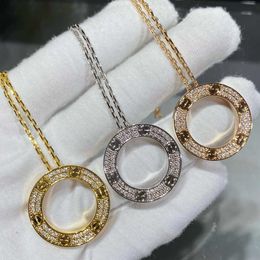 Cards High version V gold plated 18K rose gold round cake necklace womens classic womens three diamond full diamond collarbone chain fashionable