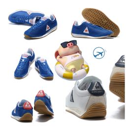 2024 Designer Shoes Sneakers Casual shoes Women Men jogging Running Shoes 36-44 size white blue free shipping GAI