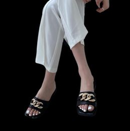 Summer New Gold Chain Slippers Slides Shoes Low Heel Open Toe Outdoor Flip Flops Sandals Comfy Casual Shoes Women Size42 Black2319895