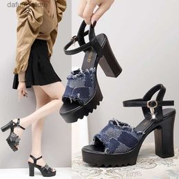 Dress Shoes Denim High Heel Sandals for Womens 2024 Summer New Trendy Fashion One word Buckle Open Toe H240412