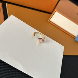 With BOX designer ring luxury designer rings for women pink flower rings gold letters fashion couple rings engagement trendy holiday gifts