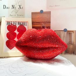 Dai Ni Xi Female Luxury Red Sexy Full Diamond Lips Shape Crystal Evening Bags Woman Clutches Wedding Evening Purse For Ladies