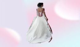 Retro Design White and Red Wedding Dresses Cap Sleeve Appliques Lace Pleated Tulle Satin A Line Bridal Gowns Custom Size60505666041104