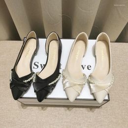 Casual Shoes Large Size Women's 2024 Spring/Summer Fashion Pearl Bow Tip Versatile Shallow Mouth Flat Bottom