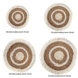 Round Straw Woven Placemats Thickened Insulated Handmade Braided Table Mat Tassel Edge Anti-Slip Wedding Dinning Table Decor