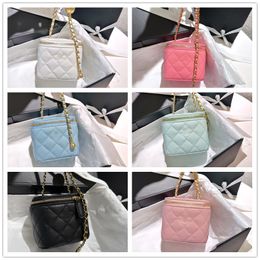 Women Crossbody Bags Shoulder Handbags Golden Ball Chain Designer Luxury Portable Cosmetic Lipstick Bag Sheepskin Black Ladies Fashion Small Purses 119