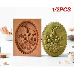 Baking Moulds 1/2PCS Wooden Cookie Mold Household Gingerbread Cake Mould Press 3D Biscuit Embossing Molds Bakery Gadget Tool Kitchen