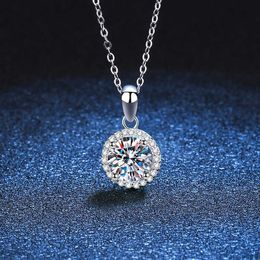 Sterling Sier S925 Pendant Womens Simple Round Package Plating Pt950 d Colour 1 Moissanite Necklace Moissanite Necklace Women