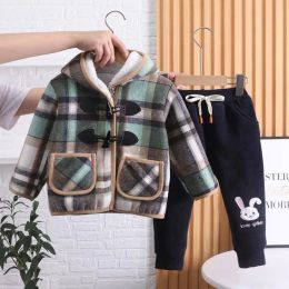 Trousers Autumn Winter Baby Girl Outfits Set 2023 Fashion Thick Plaid Lamb Fleece Coat Outerwear and Pants Kids Christmas Clothing Suit