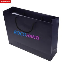 Gift Wrap 200pcs Custom Logo Printed Shiny Black Glossy Lamination Cardboard Paper Bag Shopping Clothes Packaging With Handle