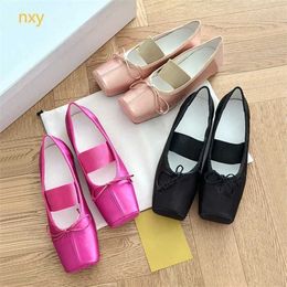 Sell Ballet Shoes Designer Dress Shoes Luxury Square Toe Letter Fashion Women Black Flats Boat Shoes Leather Loafers Large