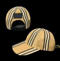 2022 quality Men Designer baseball hat Casquette Caps Fashion The logo on the back form the cap Women Ball Cap Cotton Sun Hat High2105220