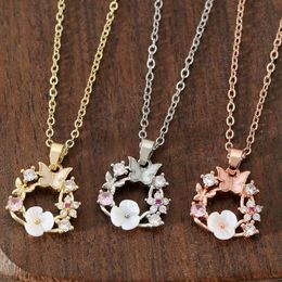 Hot Selling Necklace Versatile Butterfly Shell Flower Pendant for Women High-end and Niche Yiwu Accessories