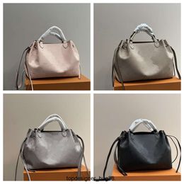 Totes Women Tote Bag Hollow Out Shoppers Genuine Leather Shoulderbag Handbag Designer Luxury One Shoulder Bags Woman Girls Messenger Bag Handbags