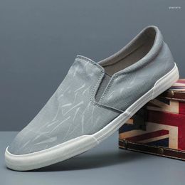 Casual Shoes Spring Men Vulcanised Canvas Sneaker Non-slip Rubber Outsole Flats Quality Elastic Zapatos De Hombre 3 Colours 38-44