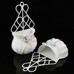 Wall Hanging Planter Flower Pot Plant Pots Basket Holder Artificial Hanging Pots Balcony Garden Home Decoration 240409