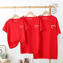 Summer Cotton Baby Mom Dad T Shirts Tops Fashion Family Matching Outfits Daddy Mommy And Daughter Son Clothes 240327