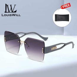 Women Sunglasses Fashion Sunglasses UV Protection Gradient Sunglasses Large Frame Sunglasses Eyes Protection Eyewear HD Lens Sun Glasses With Chain Leg Design