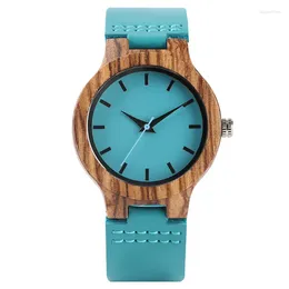 Avanadores de pulso elegantes senhoras criativas azuis de quartzo artesanal de madeira relógio de madeira genuína banda de relógio simples de moda de madeira