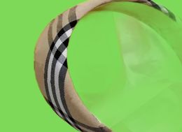 2Colors Super Quality Classic BLetter Designers Headband Mix Colours Stripes Pattern Brand Headband Women Hair Hoop Hair Accessori4349568