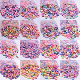 100Pcs/Lot Mixed Styles Animal Butterfly Fruit Flower Polymer Clay Spacer Beads Jewellery Wholesale Mini Heart Gossip Charms Bulk